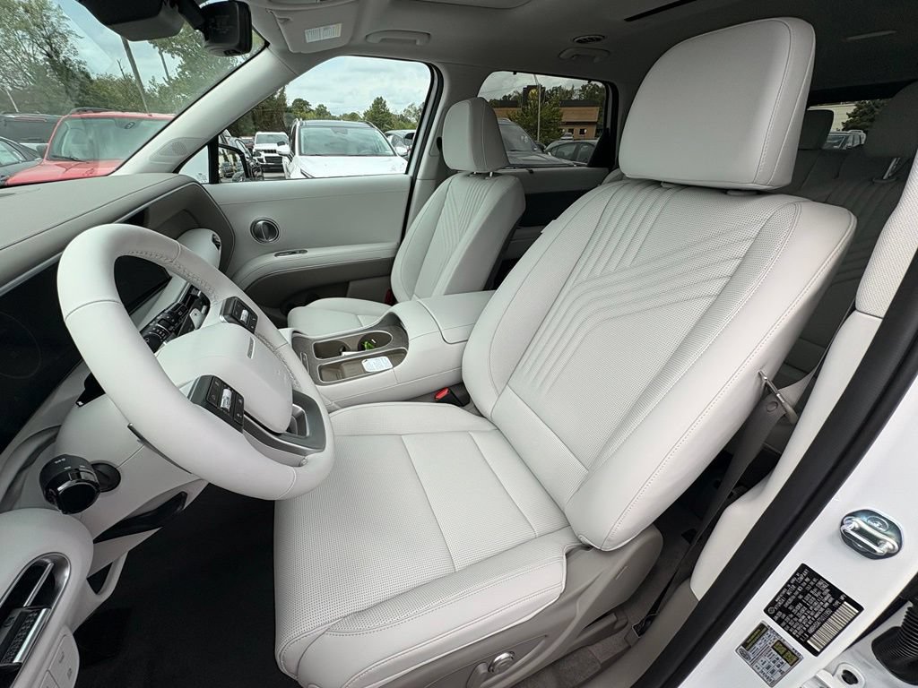 New 2026 Hyundai Palisade SEL Premium w/ Tow & Go Package FWD image 22