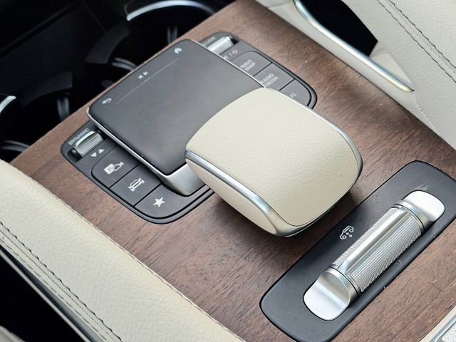 Used 2022 Mercedes-Benz GLS 450 4MATIC image 39