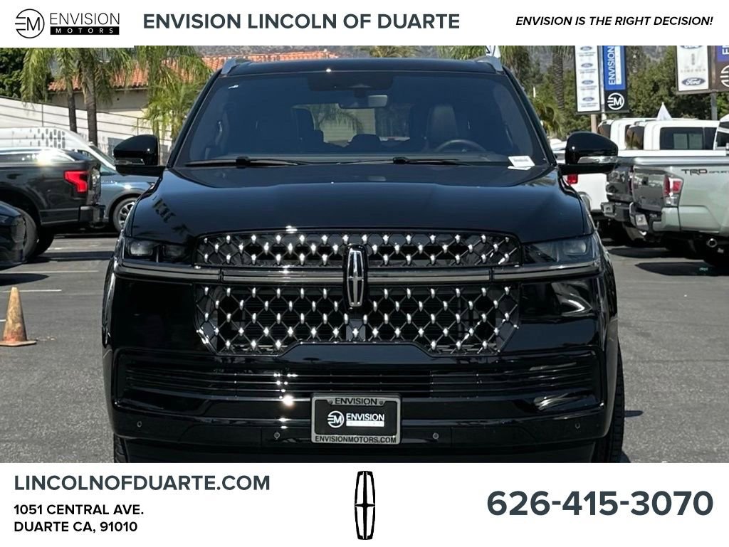 New 2025 Lincoln Navigator Black Label image 3