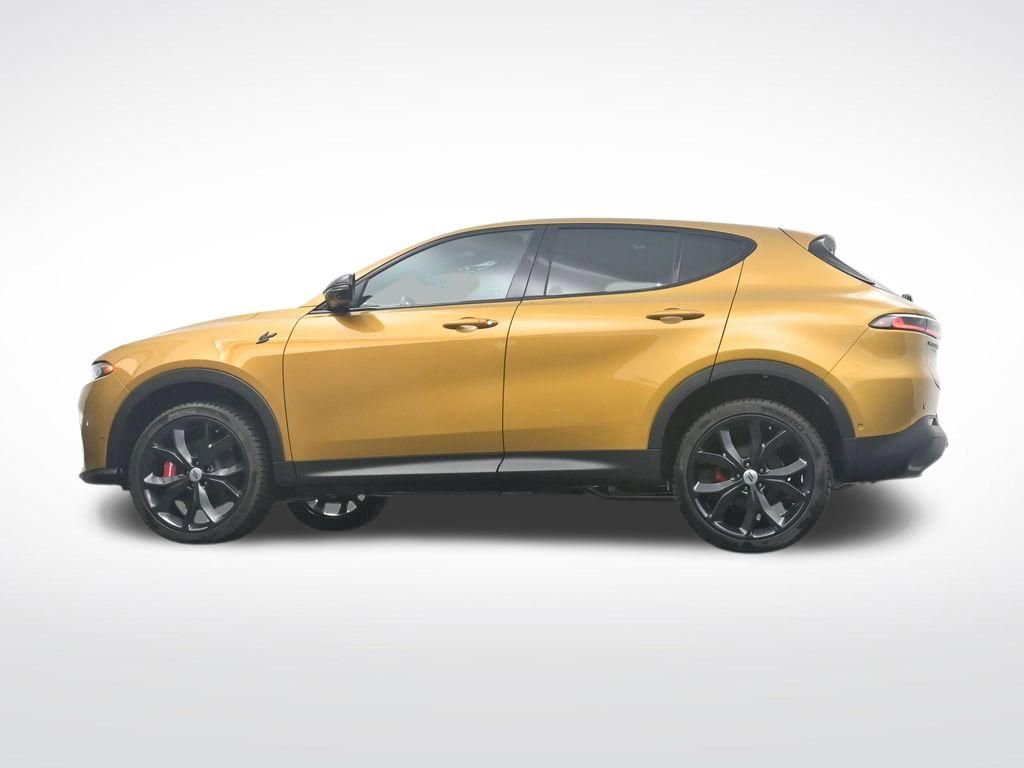 Used 2023 Dodge Hornet GT w/ Track Pack image 37