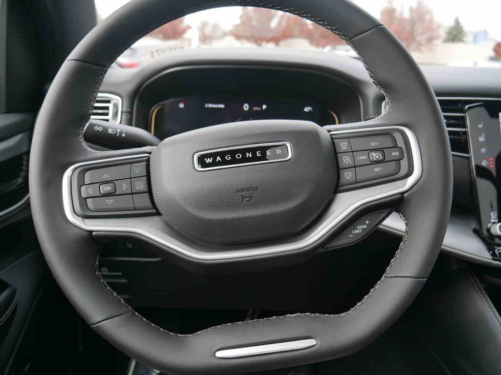 New 2025 Jeep Wagoneer L Series II w/ Convenience Group I image 43