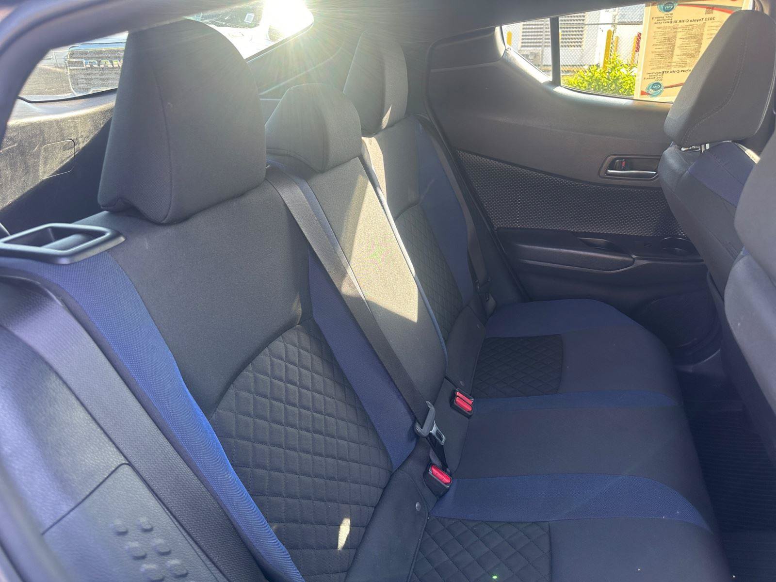 Used 2022 Toyota C-HR XLE FWD image 28