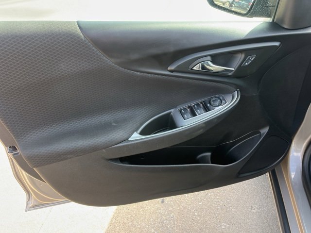 Used 2024 Chevrolet Malibu LT image 11