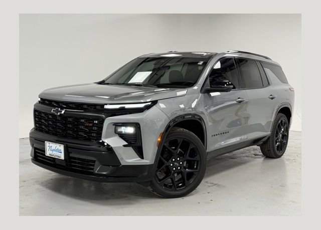 Used 2024 Chevrolet Traverse RS image 1