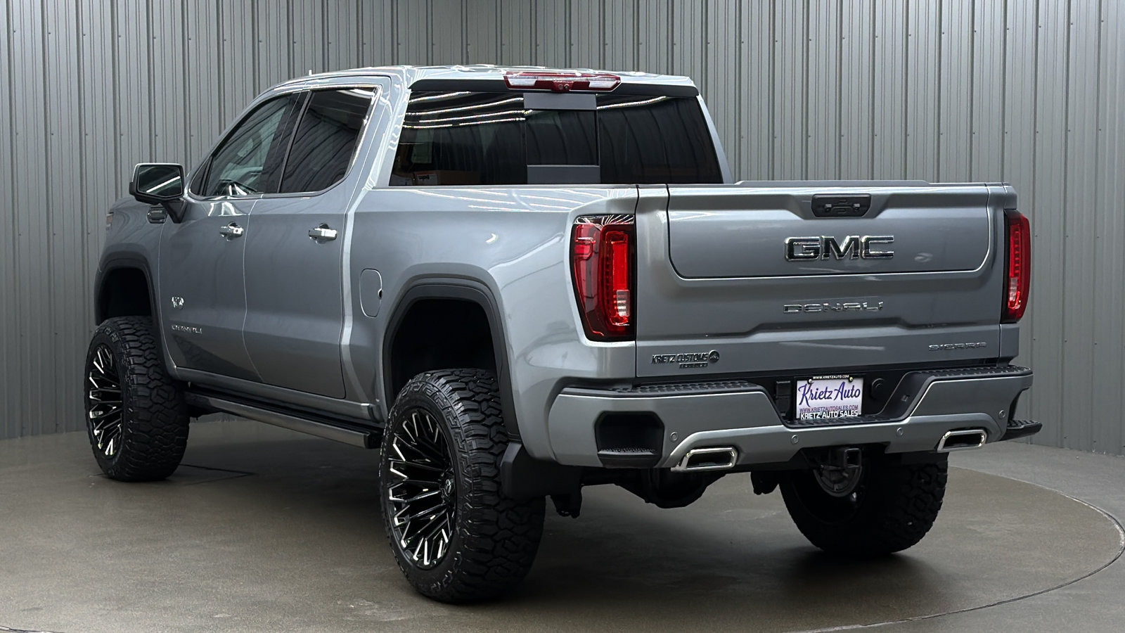 Used 2026 GMC Sierra 1500 Denali Ultimate AWD/4WD image 3
