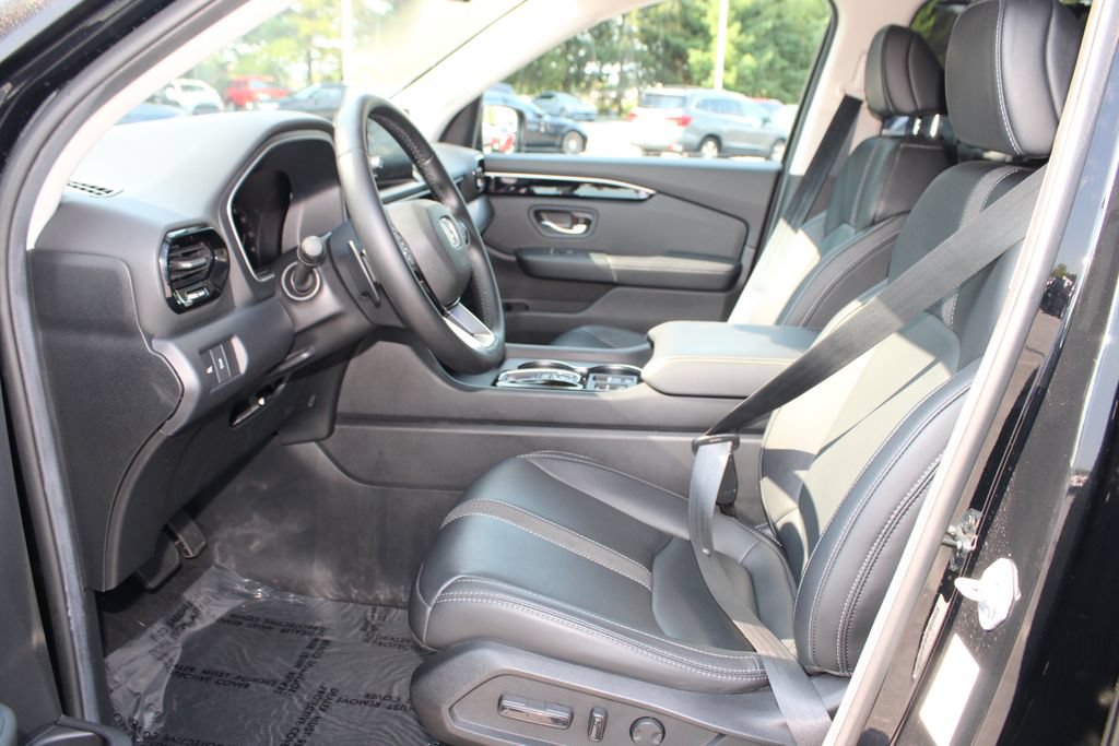 Certified 2025 Honda Pilot EX-L image 11
