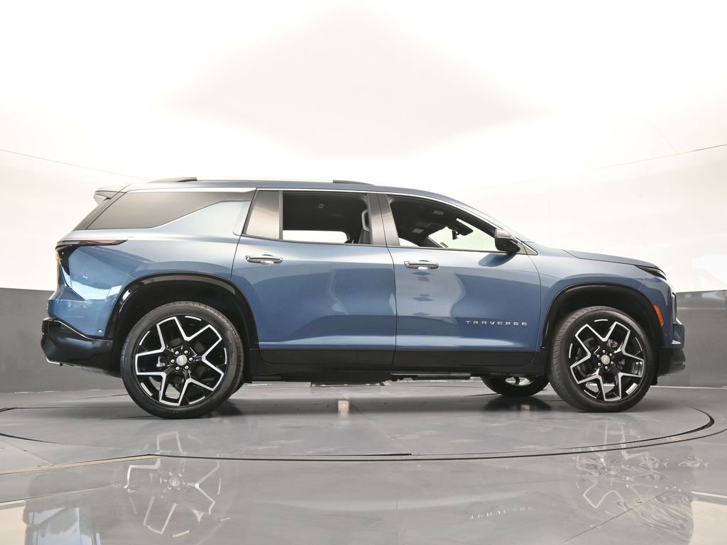 Used 2025 Chevrolet Traverse High Country image 73