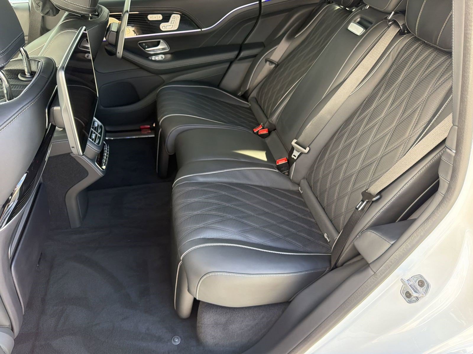 Certified 2026 Mercedes-Benz Maybach GLS 600 4MATIC image 13