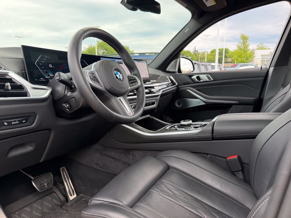 Used 2026 BMW X5 M60i AWD/4WD image 4
