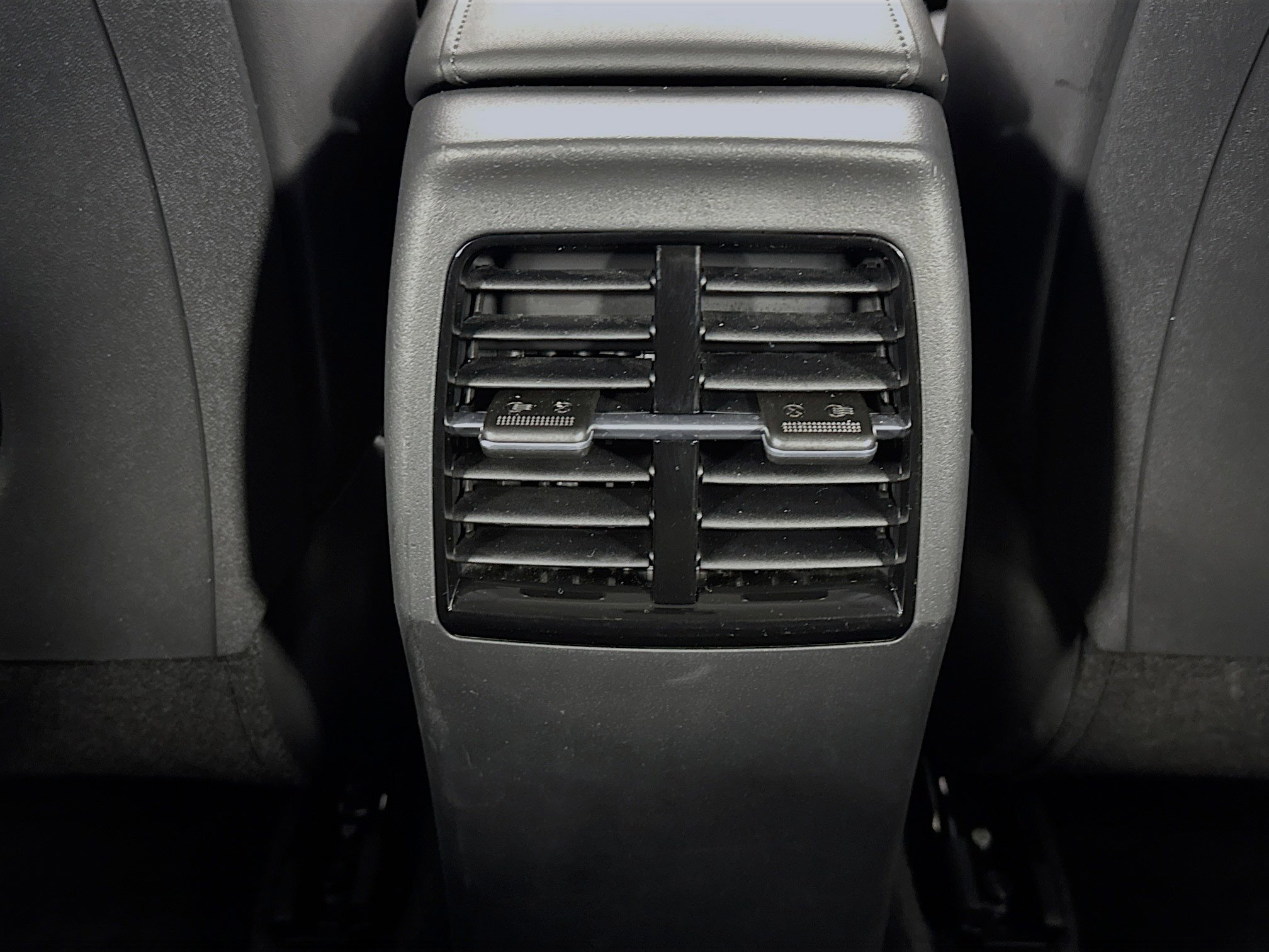 Used 2023 Kia Niro EX Touring image 26