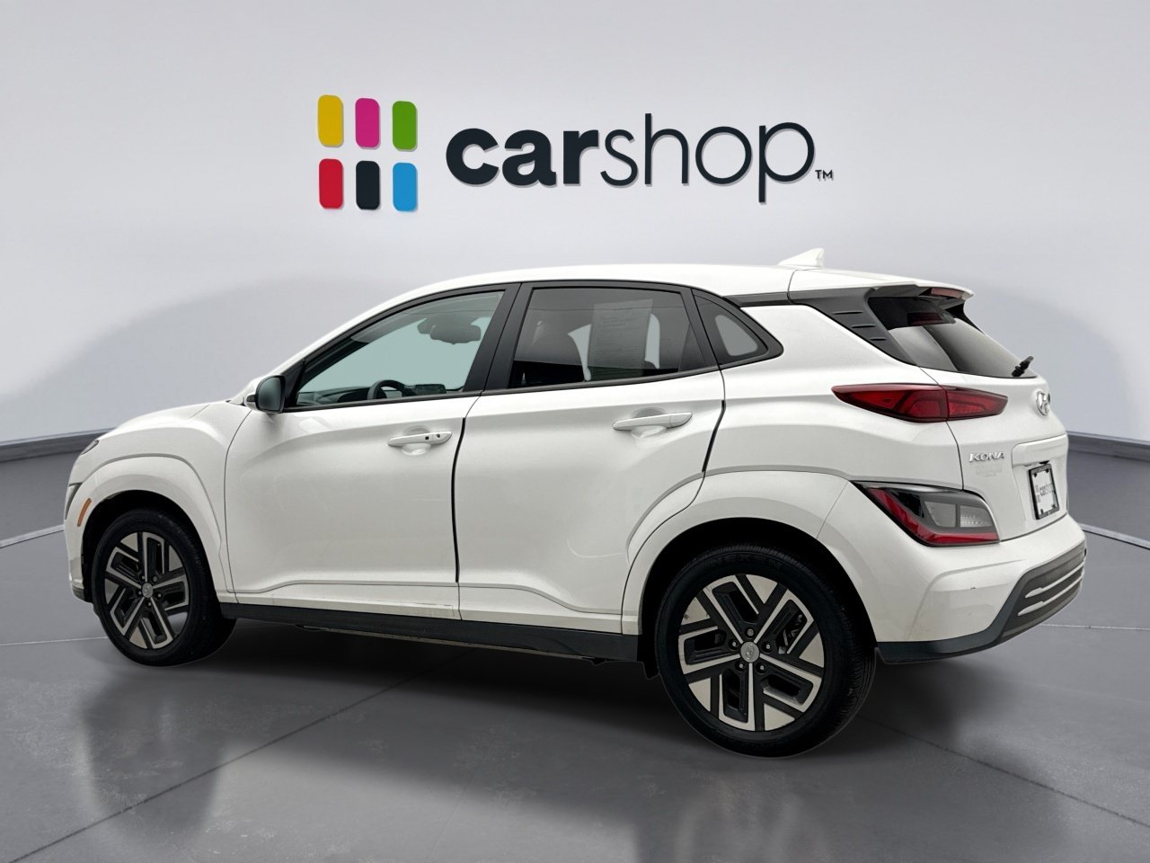 Used 2023 Hyundai Kona SE FWD image 3
