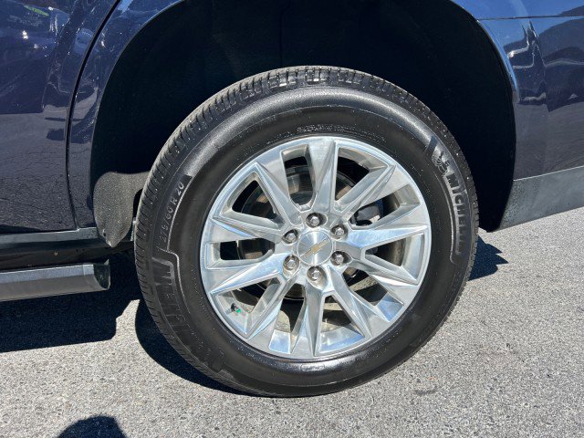 Used 2024 Chevrolet Tahoe Premier w/ Premium Package image 11