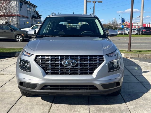 Certified 2025 Hyundai Venue SEL image 6