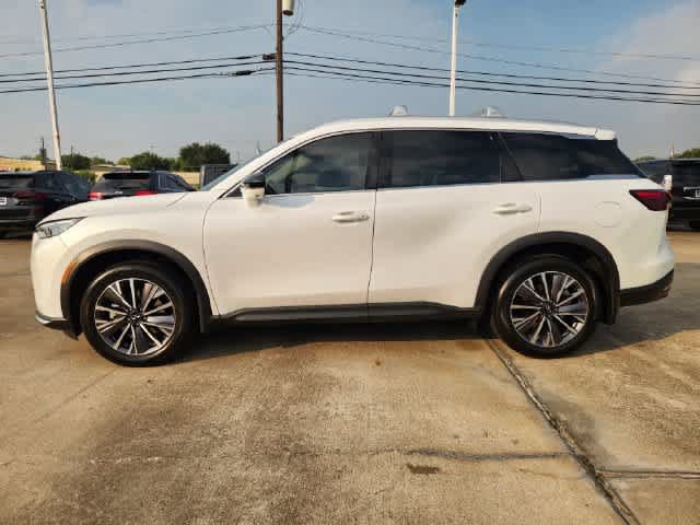 Certified 2027 INFINITI QX60 Luxe w/ Cargo Package FWD image 3