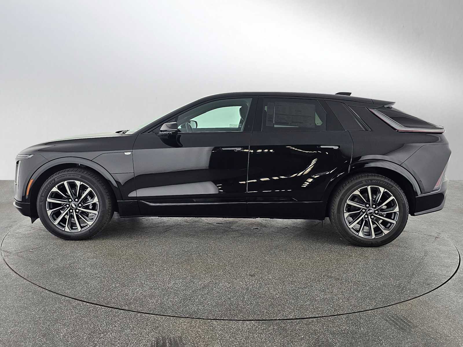 New 2026 Cadillac Lyriq Sport image 6
