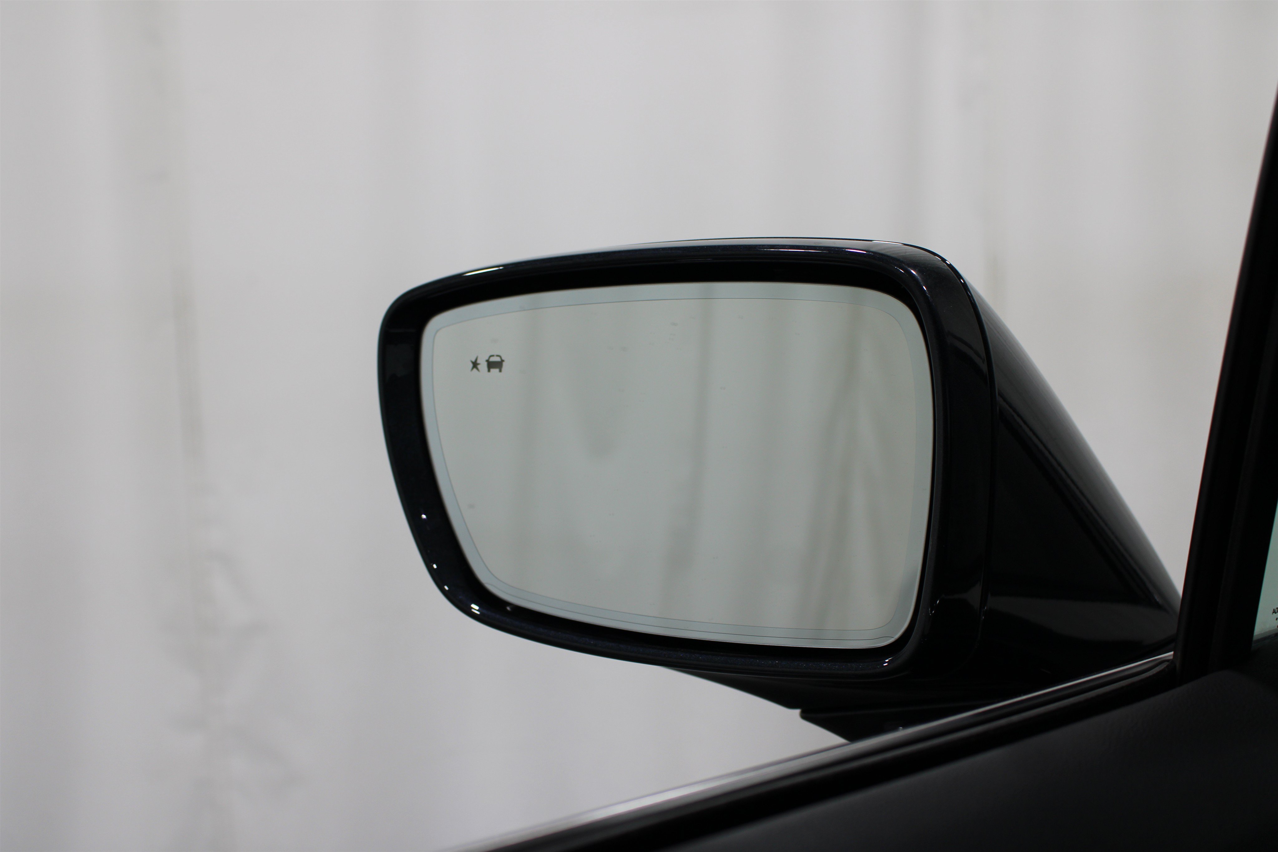 Used 2019 Buick Enclave Avenir w/ Avenir Technology Package FWD image 12