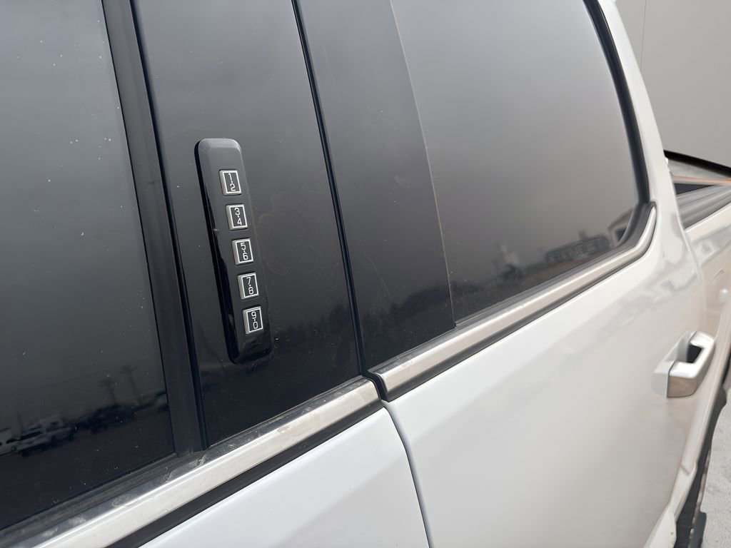 Used 2021 Ford F150 Lariat w/ Equipment Group 502A High AWD/4WD image 16