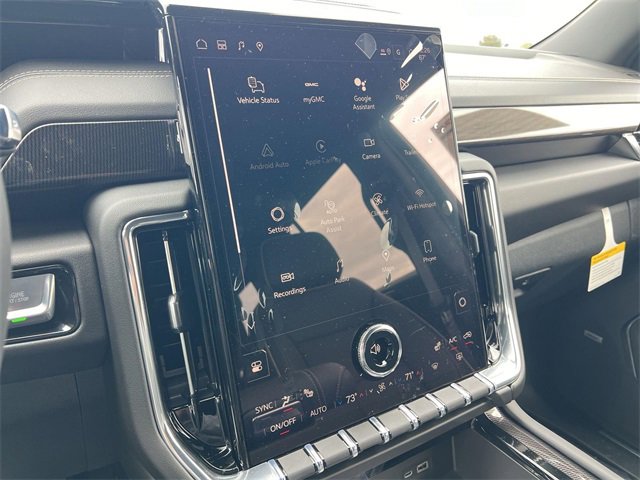 New 2026 GMC Yukon Elevation image 17