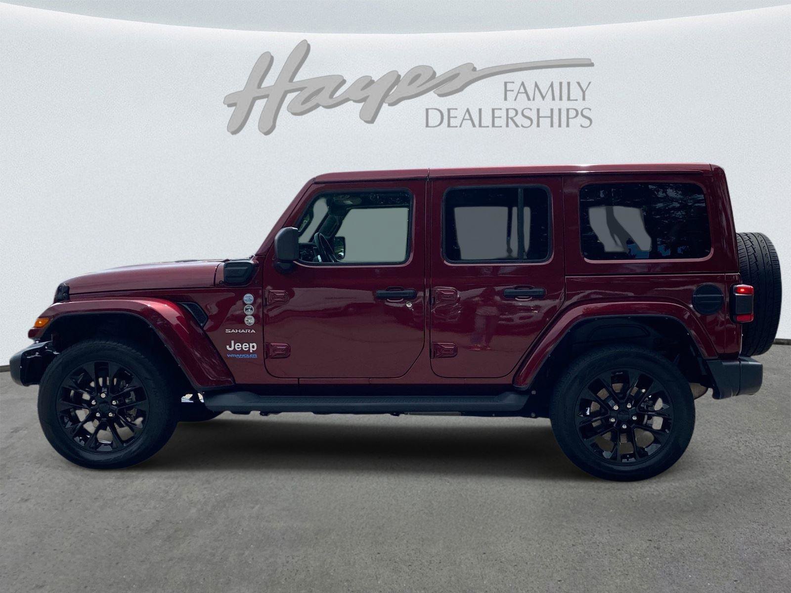 Used 2021 Jeep Wrangler Unlimited Sahara w/ Safety Group AWD/4WD image 8
