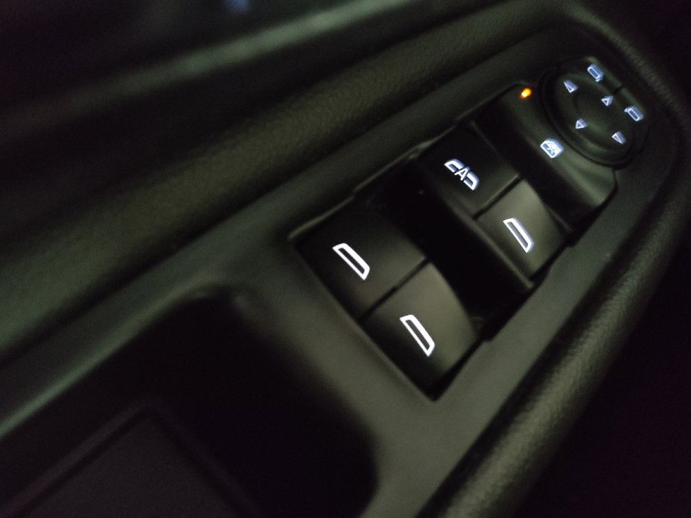 Used 2021 GMC Terrain SLT image 27