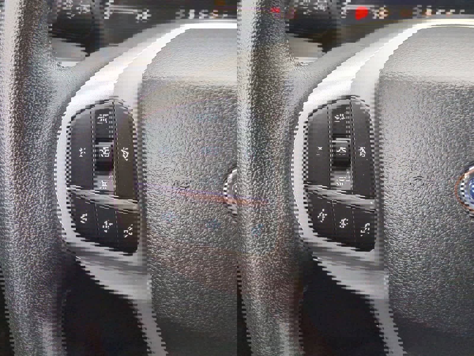 Used 2022 Ford Explorer XLT w/ Equipment Group 202A image 25