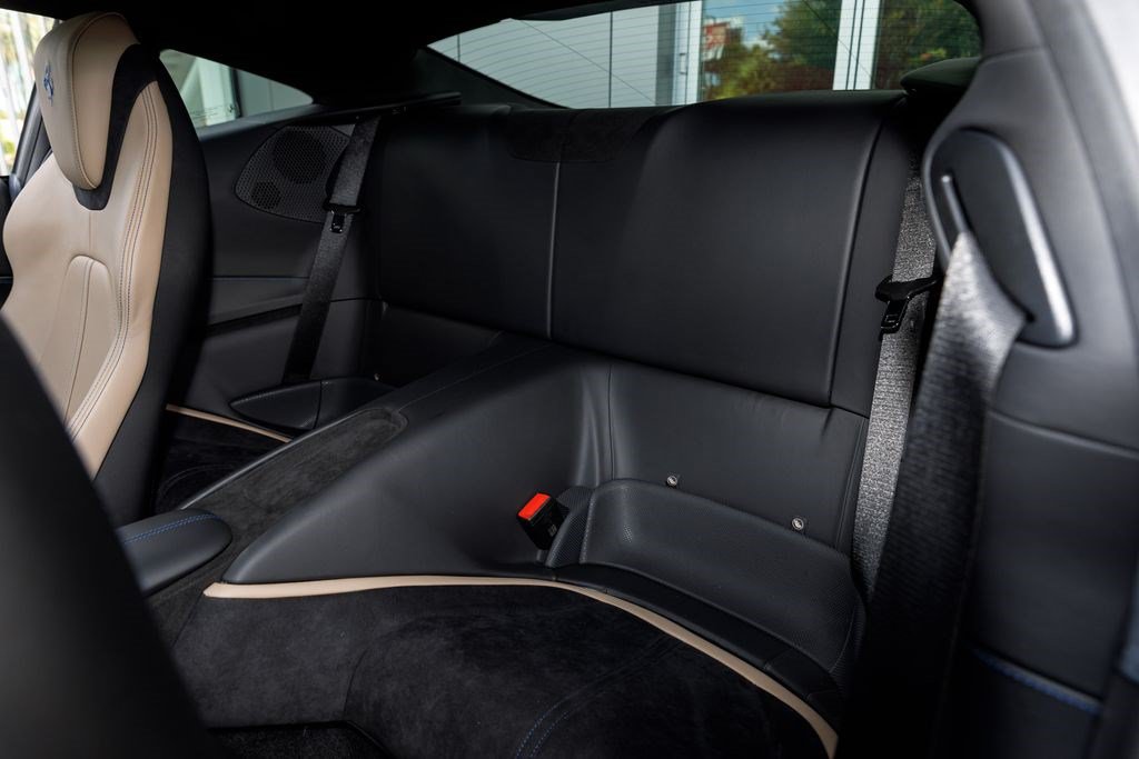 Used 2023 Ferrari Roma RWD image 21