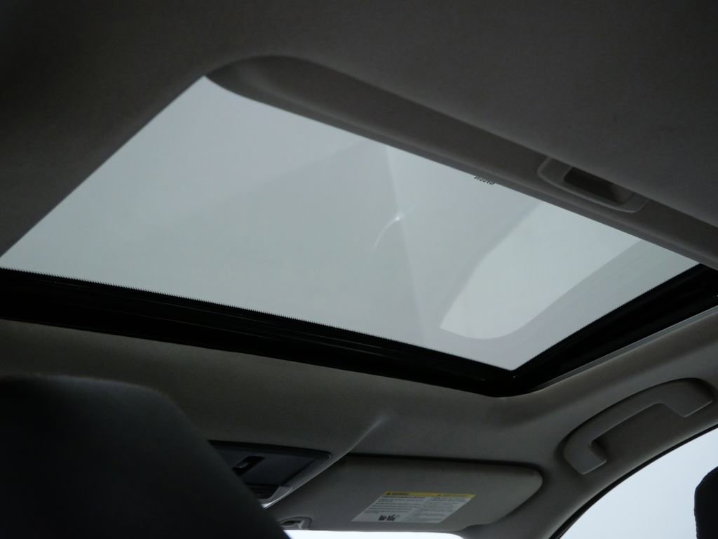 Used 2021 Nissan Altima 2.5 SR w/ SR Premium Package image 4