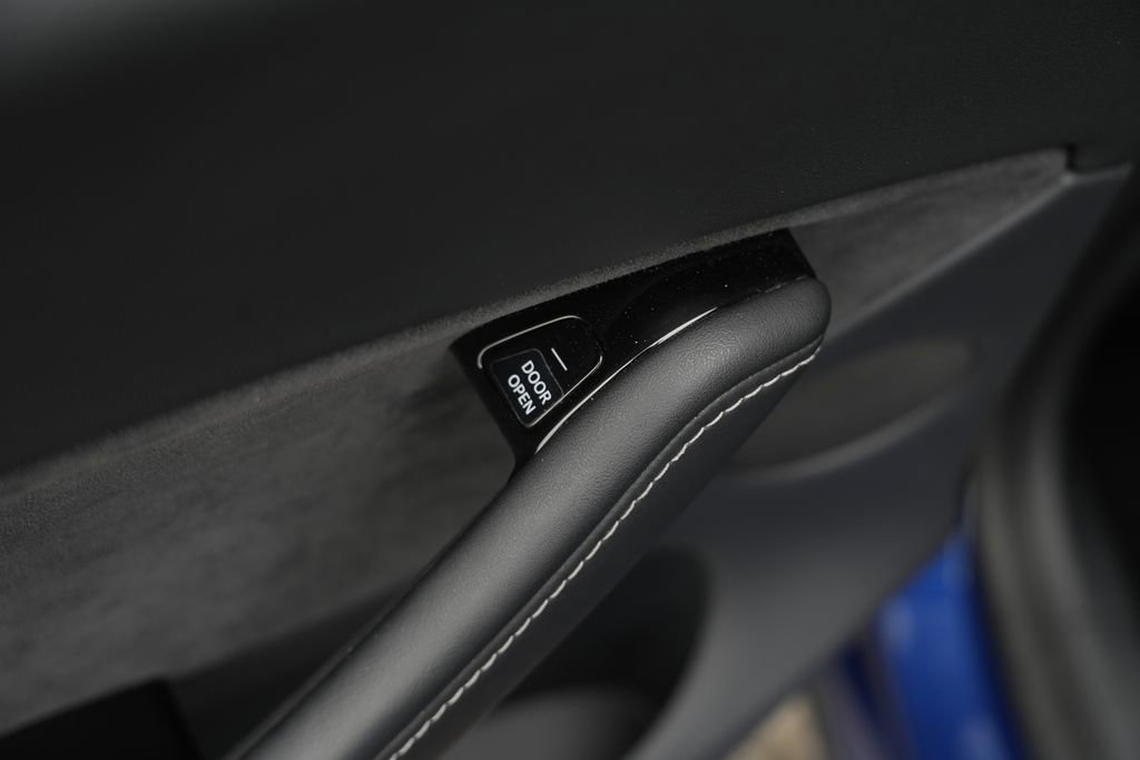 Used 2020 Tesla Model Y Performance image 29