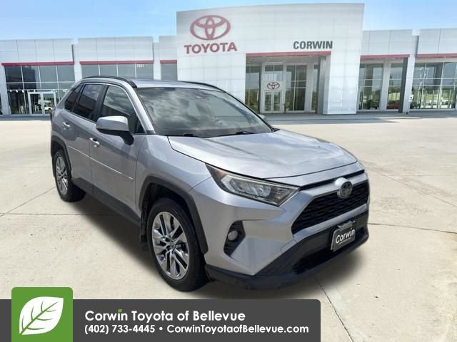 Used 2019 Toyota RAV4 XLE Premium w/ Protection Package FWD image 2