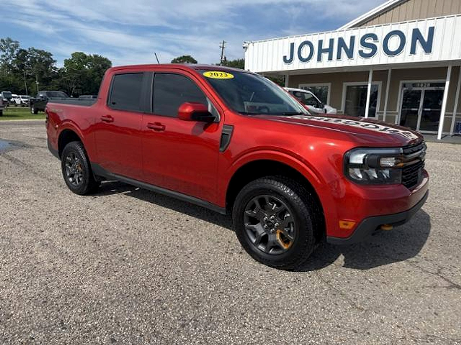 Used 2023 Ford Maverick Tremor w/ Tremor Off-Road Package image 2