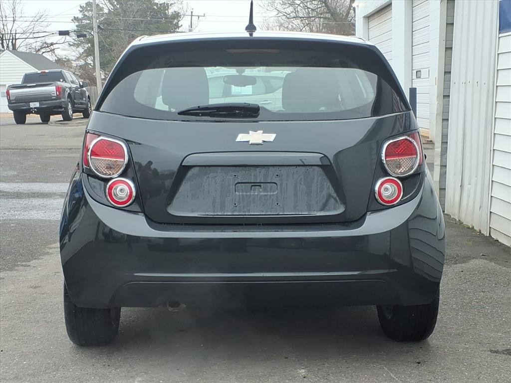 Used 2014 Chevrolet Sonic LT image 4