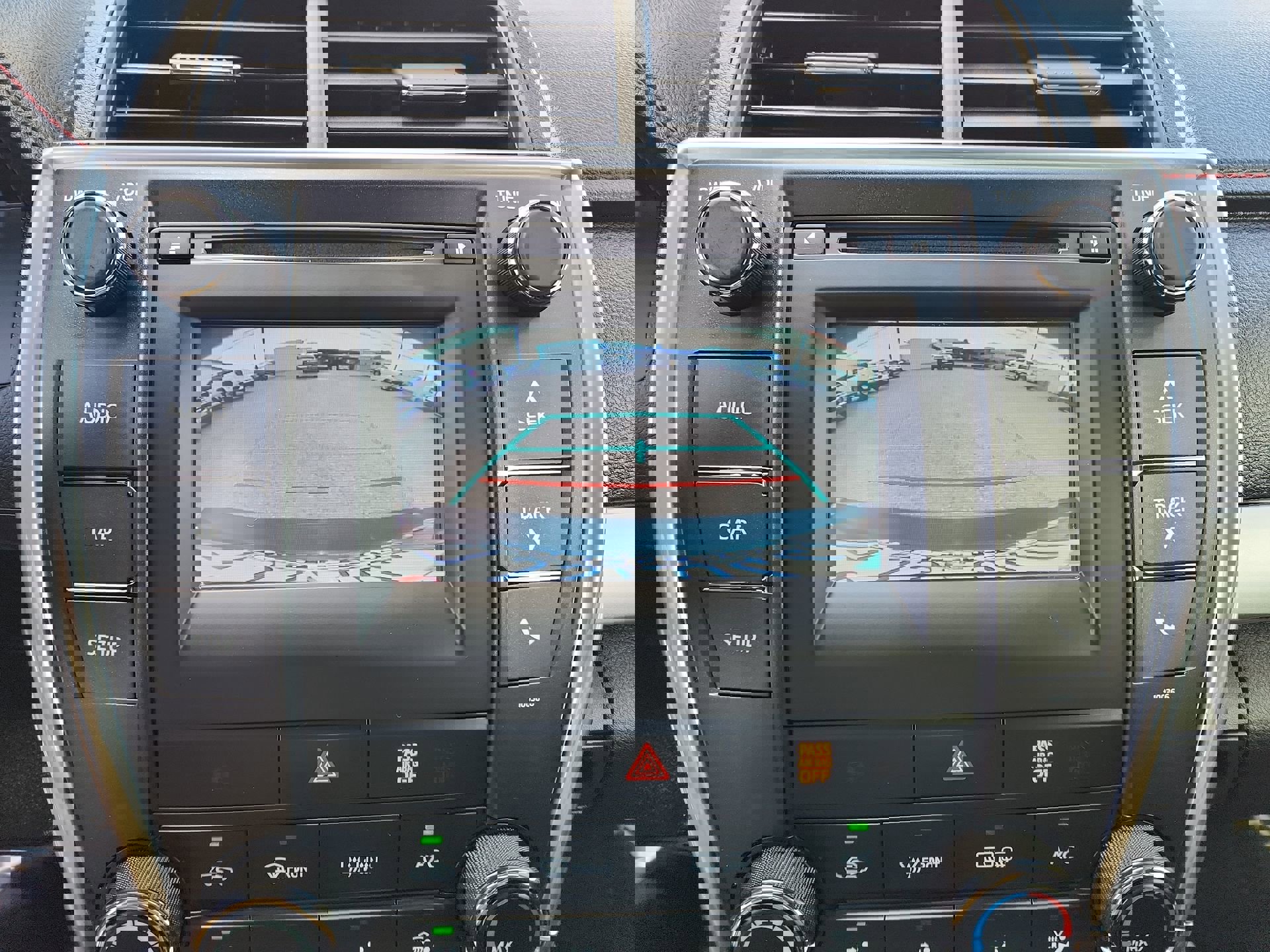 Used 2015 Toyota Camry SE image 22