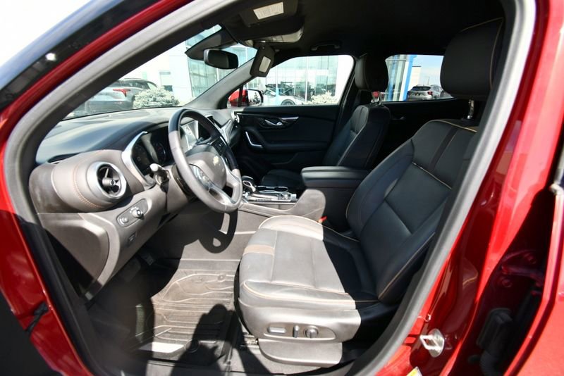 Used 2022 Chevrolet Blazer Premier w/ LPO, Black Accent Package AWD/4WD image 13