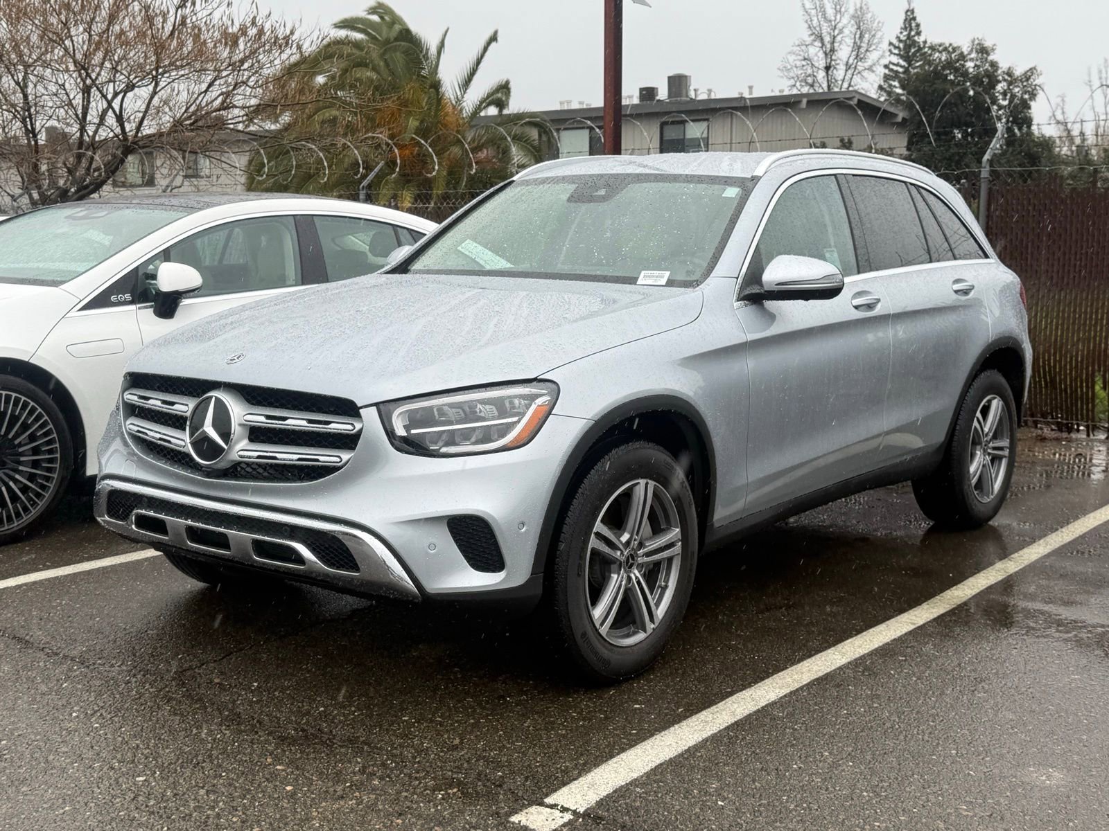 Used 2022 Mercedes-Benz GLC 300 image 1