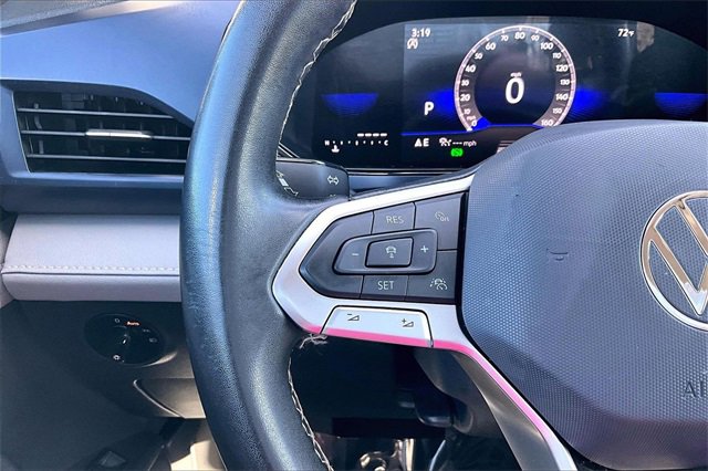 Used 2024 Volkswagen Taos SE image 11