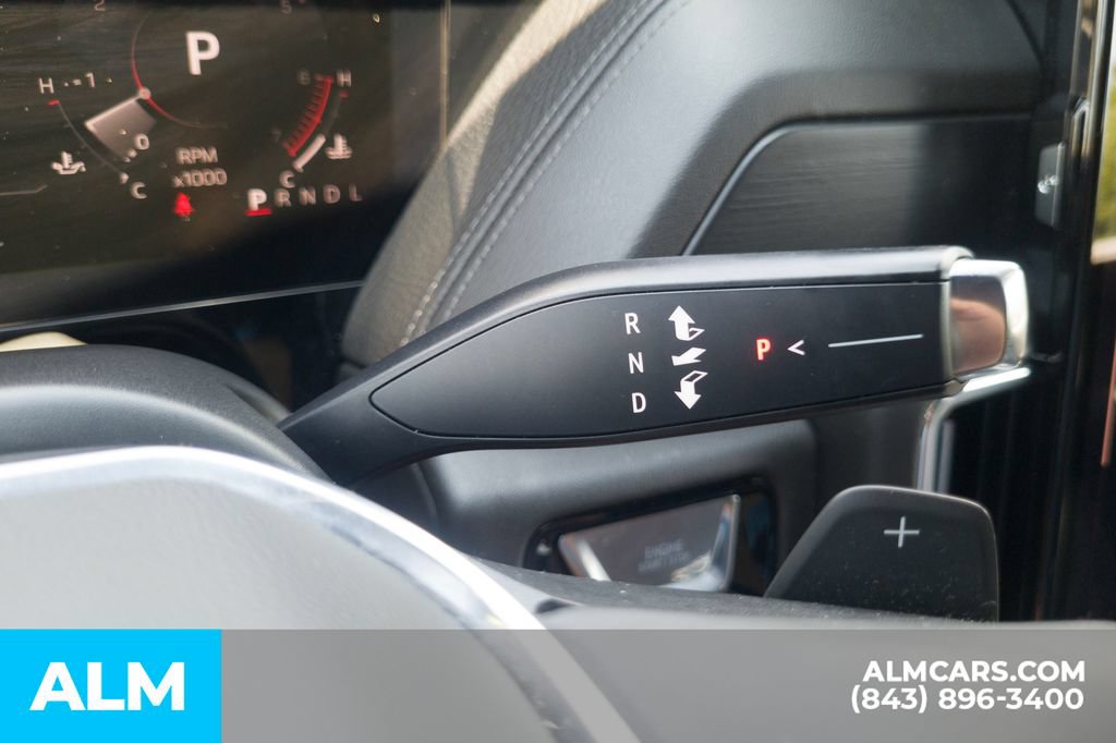 Used 2025 GMC Yukon Denali AWD/4WD image 30