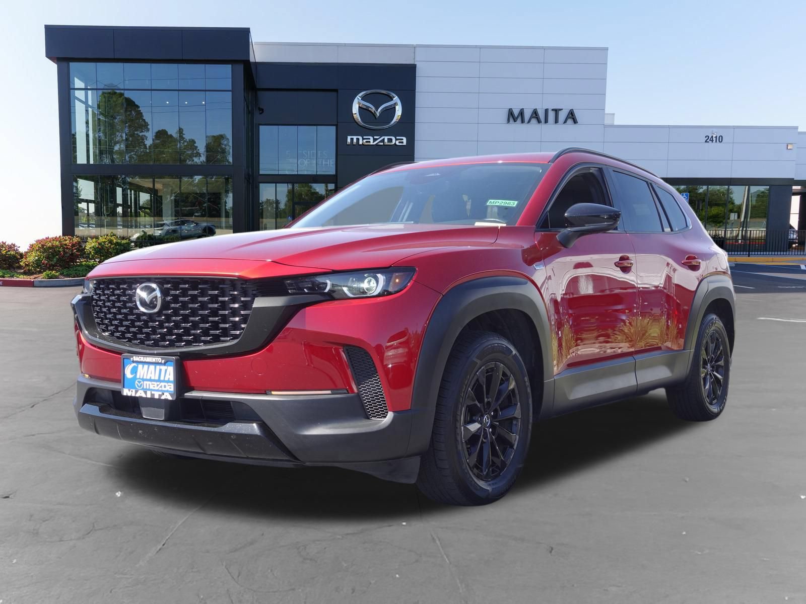 Used 2025 MAZDA CX-50 AWD 2.5 Hybrid w/ Premium Pkg image 9