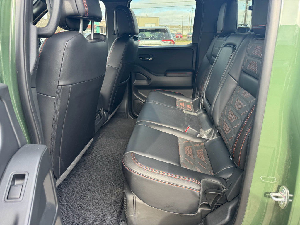 Used 2025 Nissan Frontier PRO-4X w/ Pro Premium Package AWD/4WD image 15