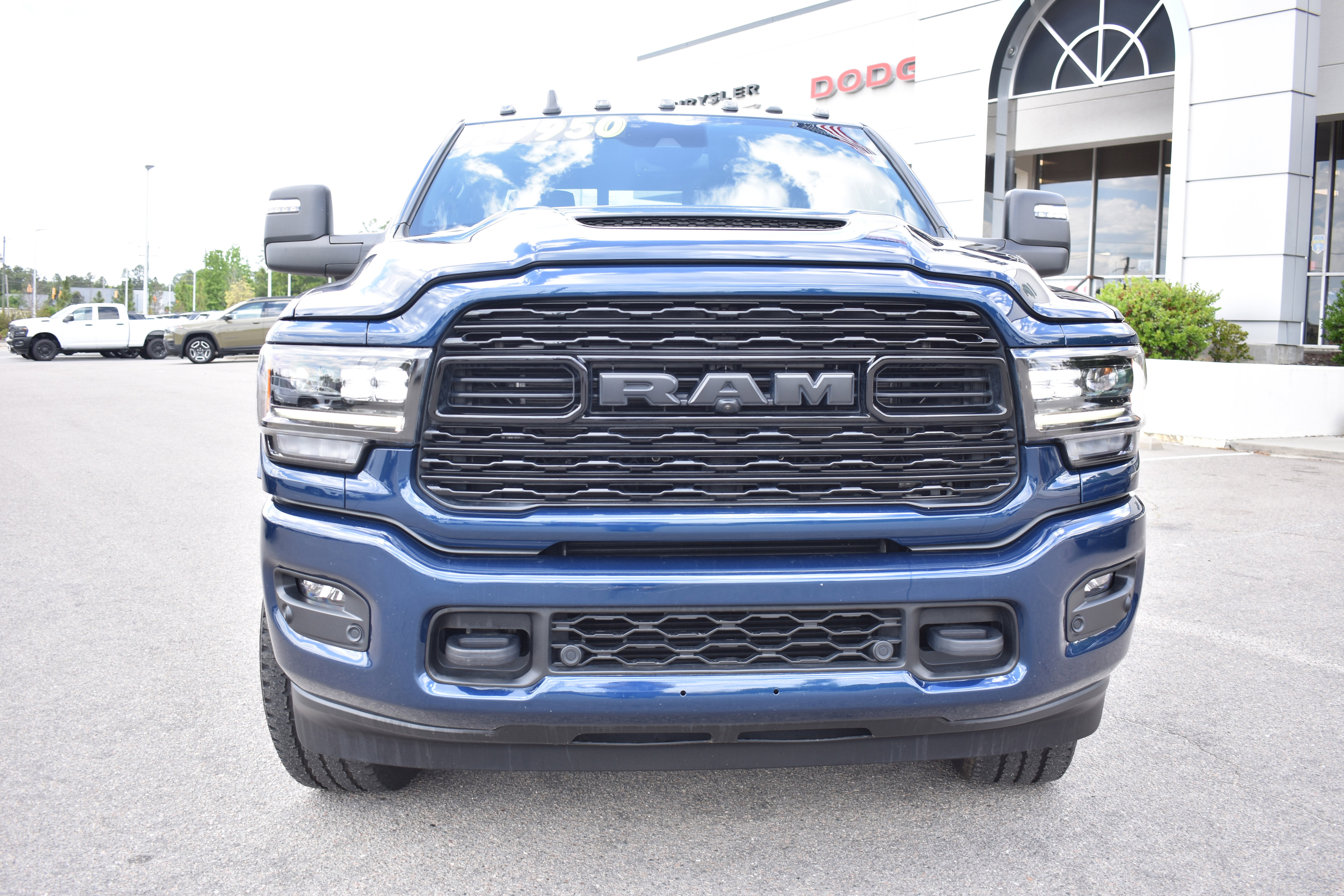 Used 2024 RAM 2500 Limited AWD/4WD image 4