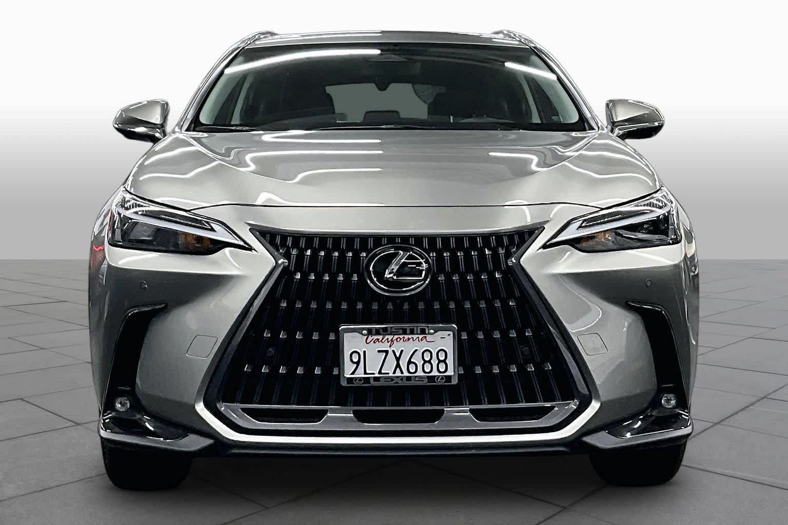 Used 2024 Lexus NX 350h AWD w/ Vision Package image 4