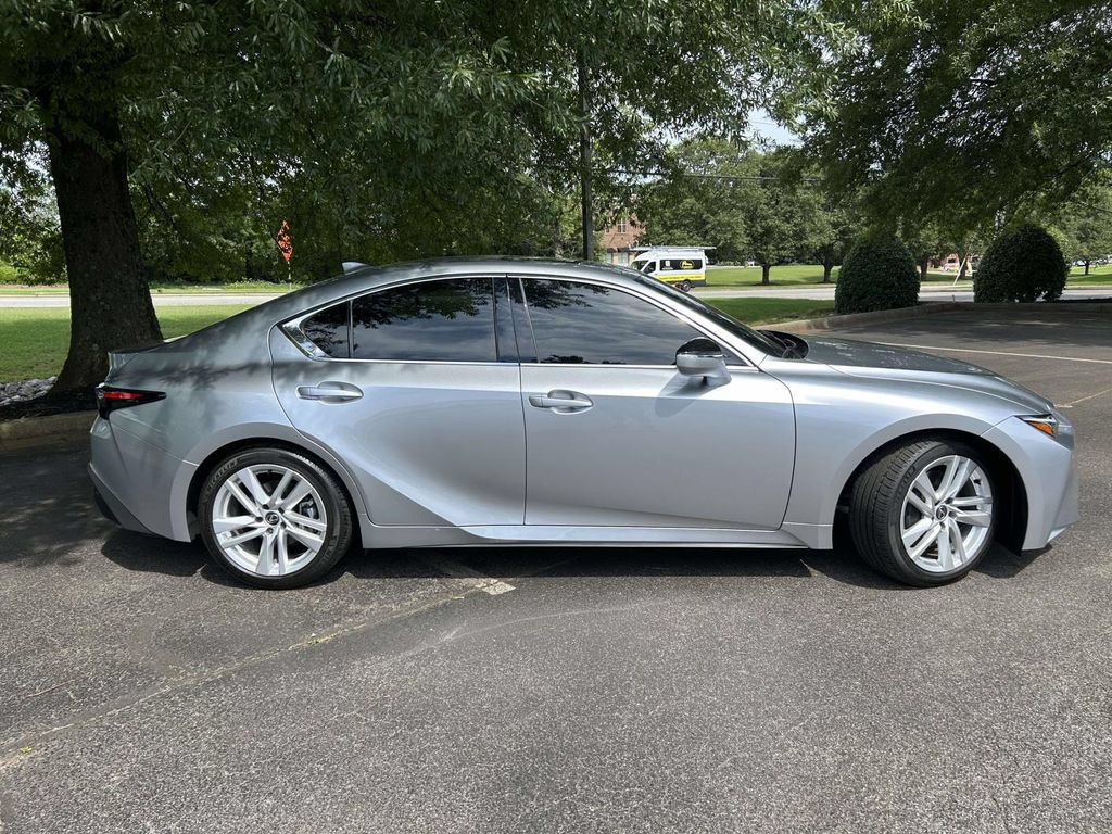 Used 2025 Lexus IS 300 w/ Comfort Package RWD image 2