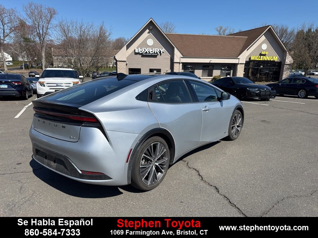Used 2024 Toyota Prius Limited image 7