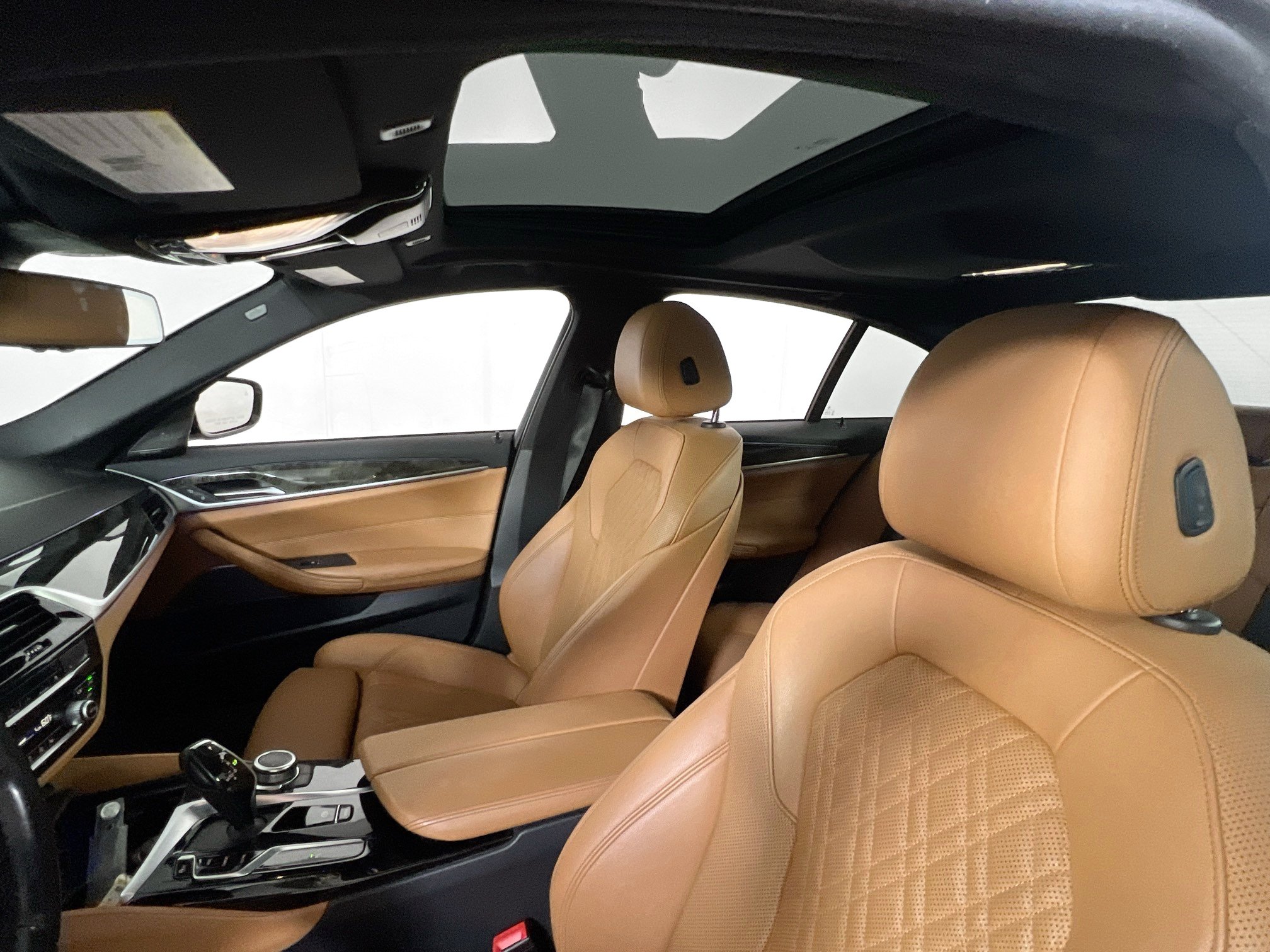 Used 2022 BMW 530i w/ M Sport Package RWD image 22