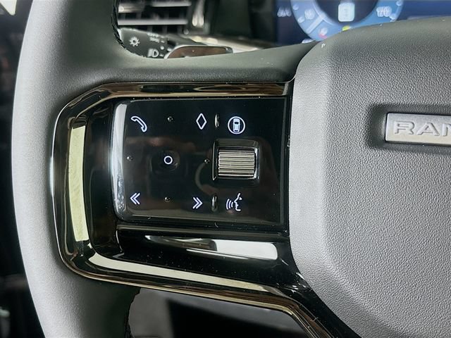 Used 2026 Land Rover Range Rover Evoque S AWD/4WD image 10