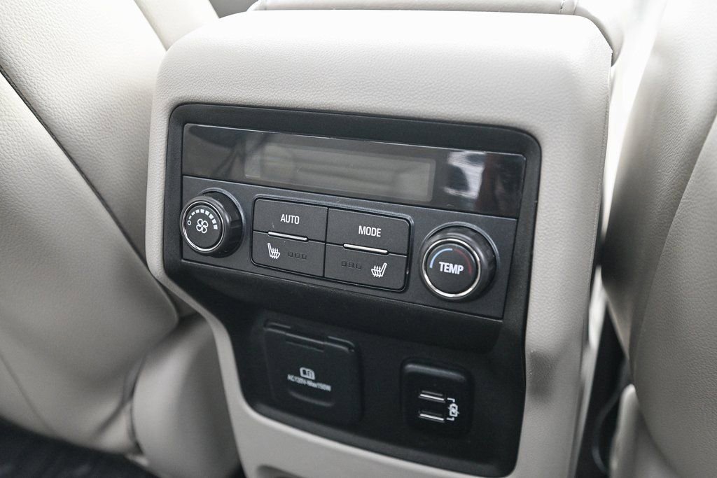 Used 2017 GMC Acadia Denali w/ Technology Package image 33