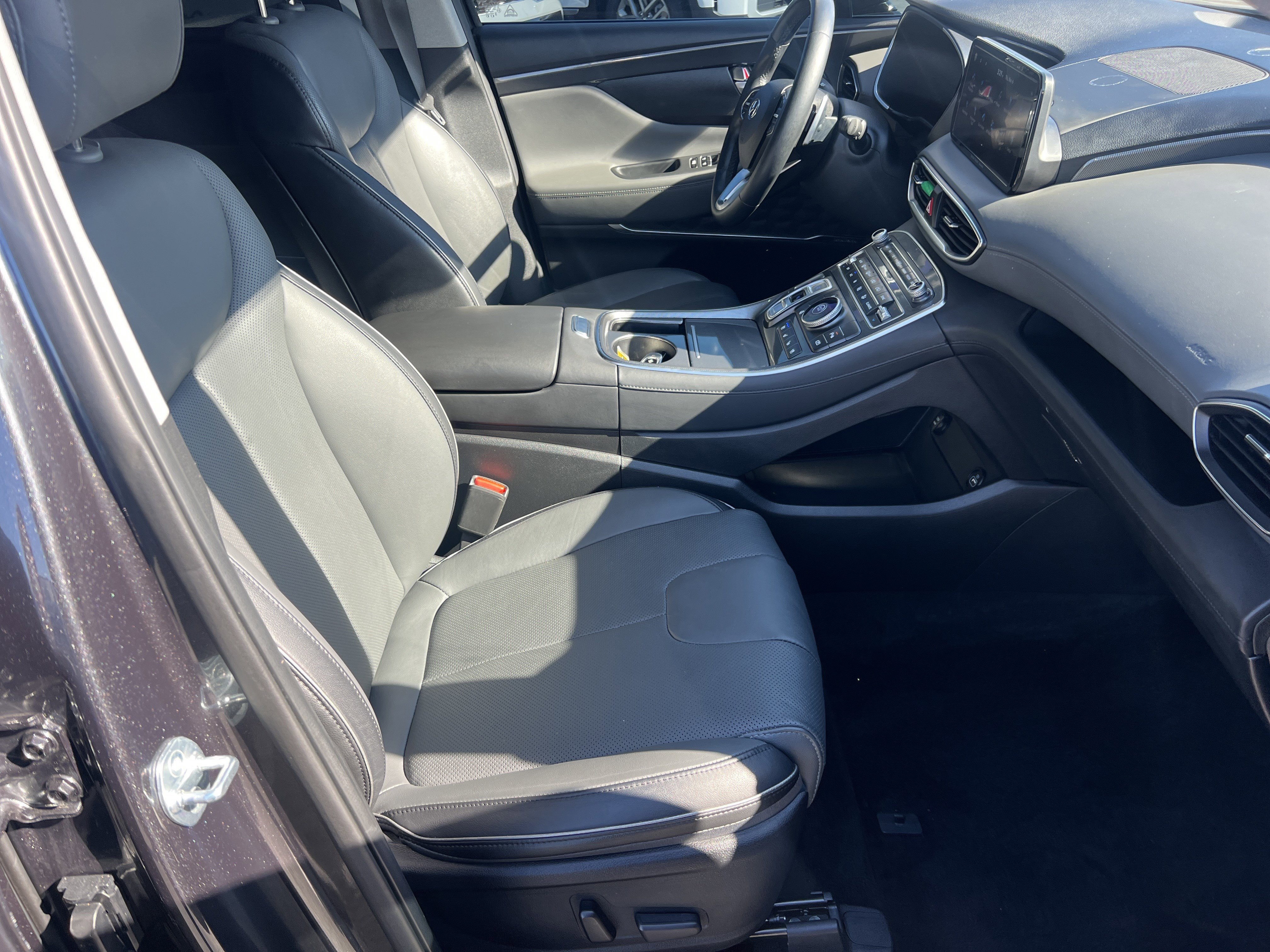 Used 2023 Hyundai Santa Fe Limited image 13