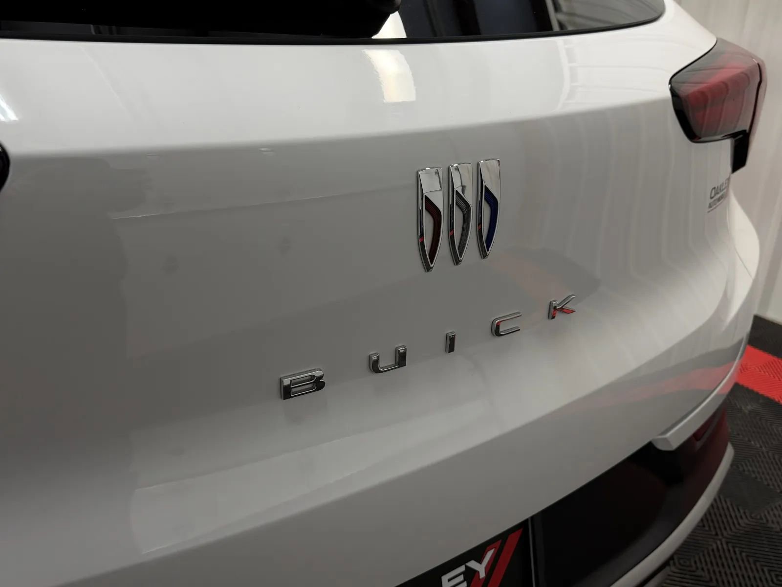 Used 2025 Buick Encore GX Preferred image 15