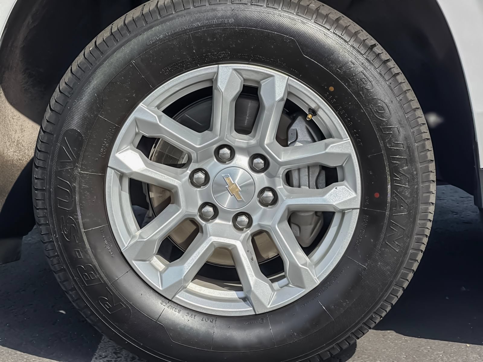 Used 2025 Chevrolet Tahoe LT AWD/4WD image 28