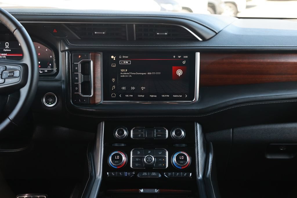 Used 2023 GMC Yukon Denali Ultimate AWD/4WD image 31