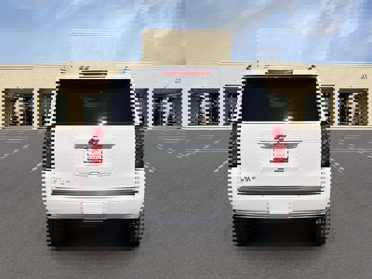 Used 2018 Chevrolet Tahoe LT w/ LT Signature Package image 6